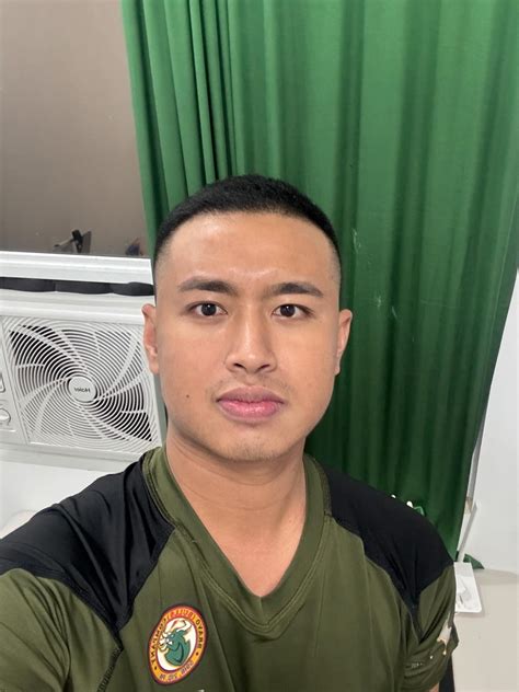 Bago sumabak sa gyera basain muna kita .
